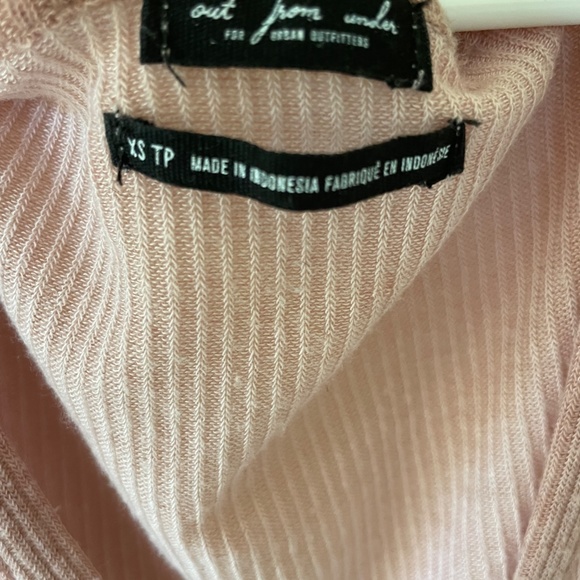 Urban Outfitters XS long sleeve top - Picture 3 of 3